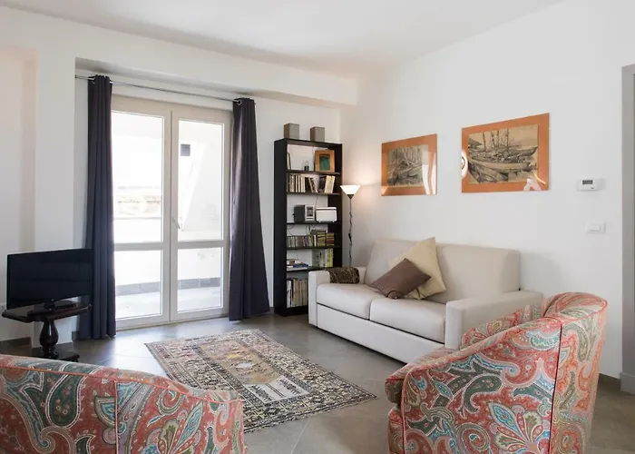 Overseas - Penthouse With Terrace - Attico - Palazzo San Matteo
